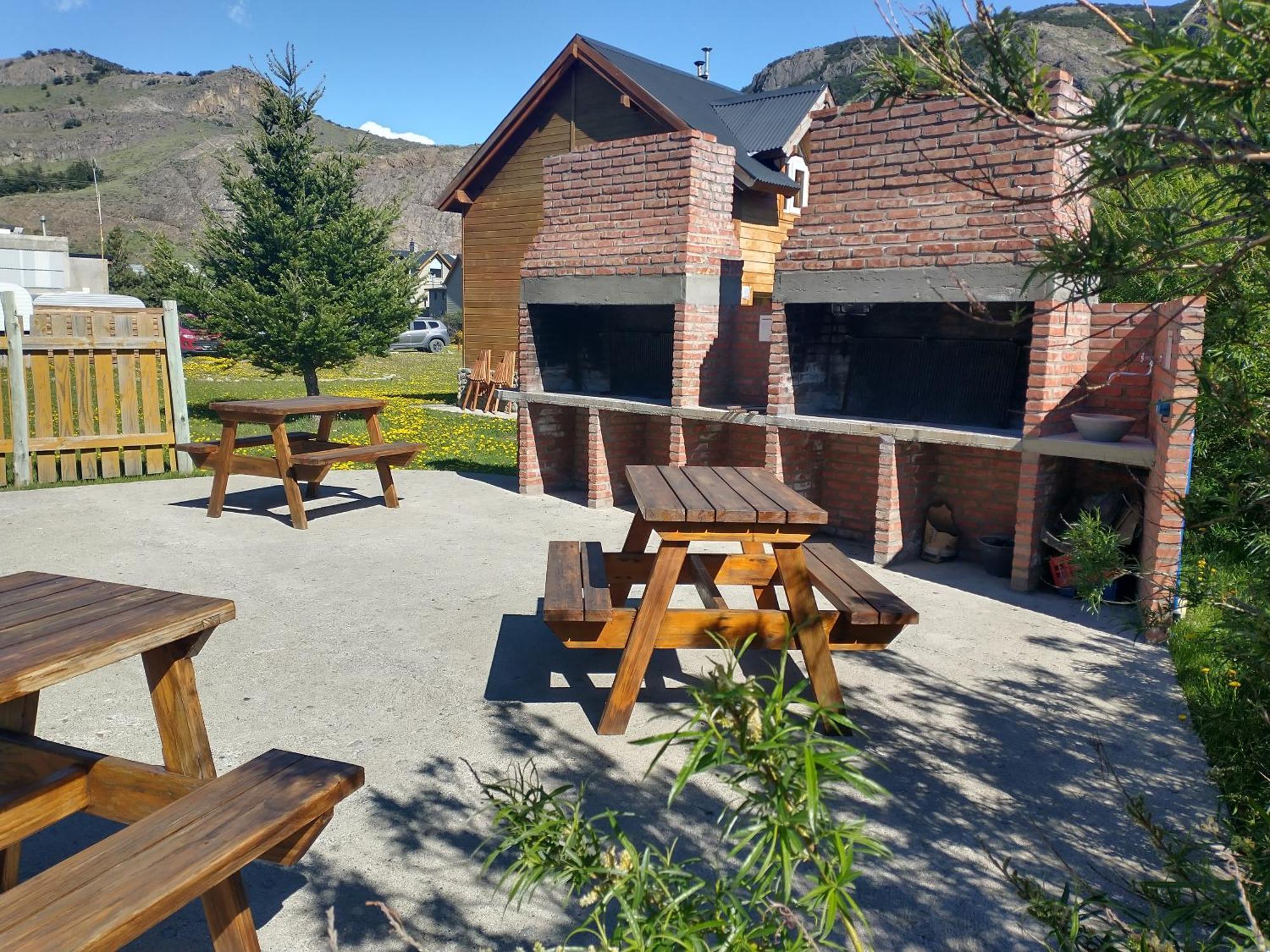 Cabanas Austral El Chalten Ngoại thất bức ảnh